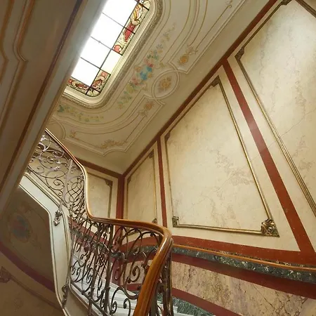 Haniel Leo Διαμέρισμα